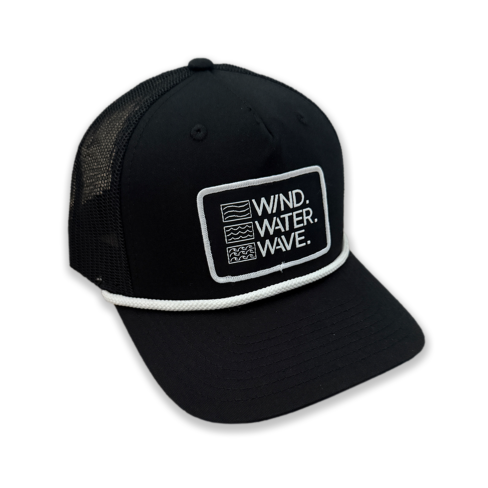 STACKED PATCH CLASSIC TRUCKER // BLACK