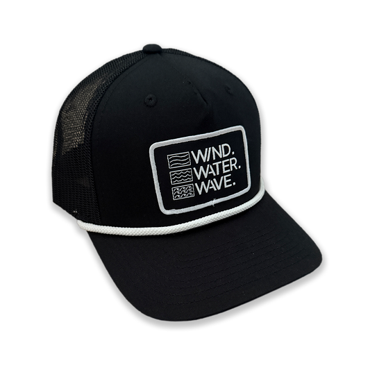 STACKED PATCH CLASSIC TRUCKER // BLACK