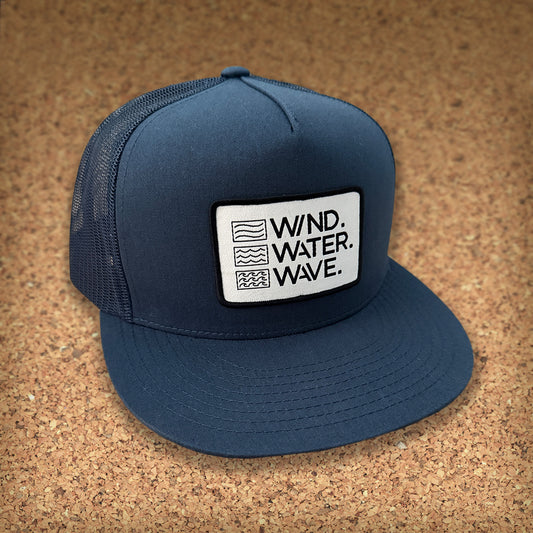 5-PANEL TRUCKER W/PATCH // NAVY